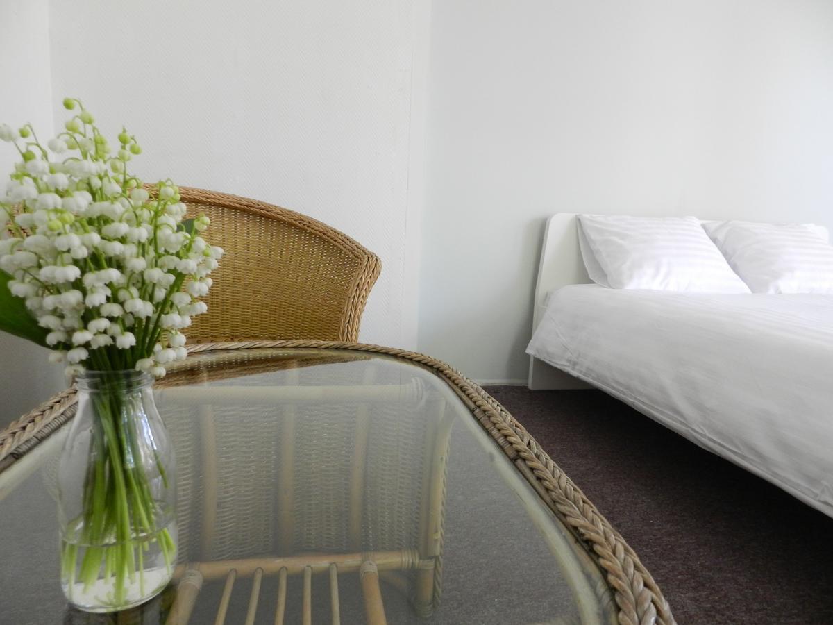 Good Mood Hotel Jurmala Bagian luar foto