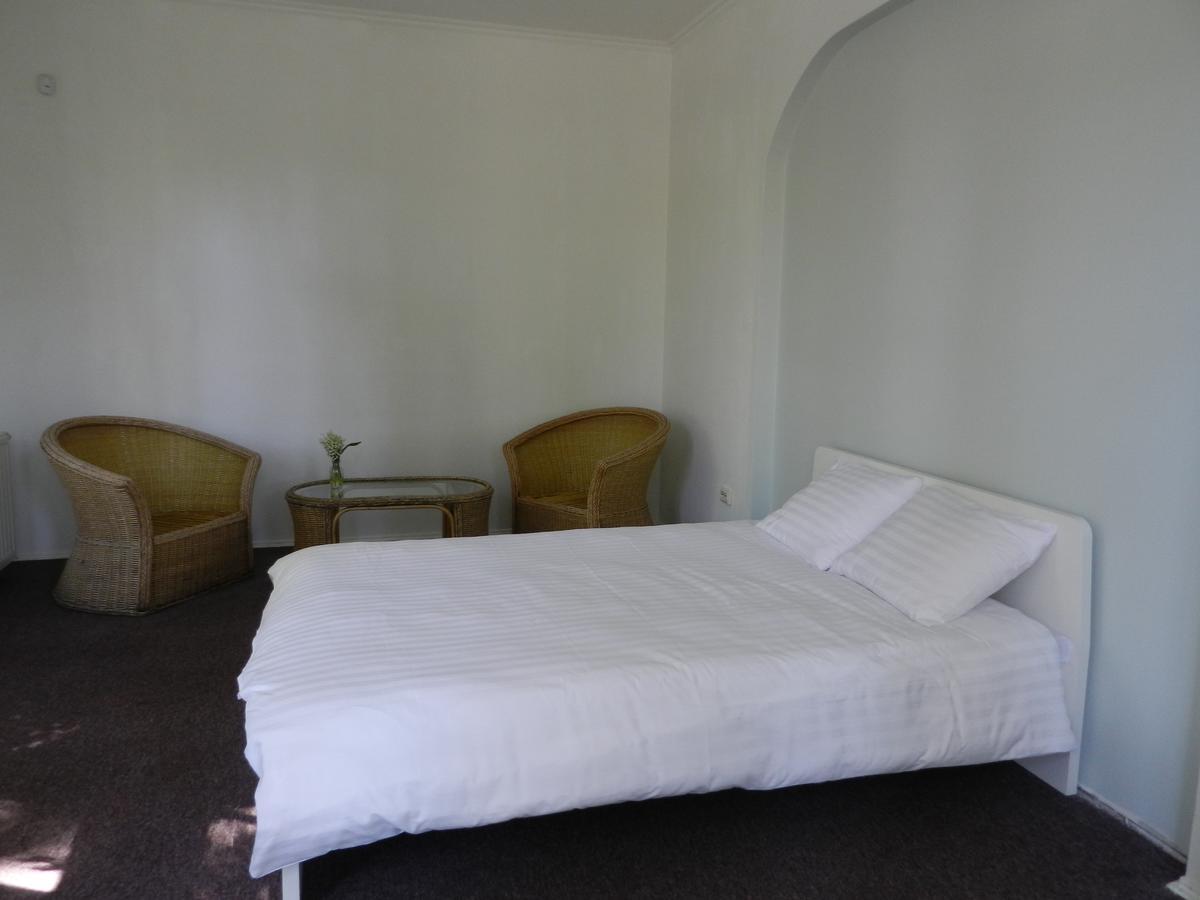 Good Mood Hotel Jurmala Bagian luar foto